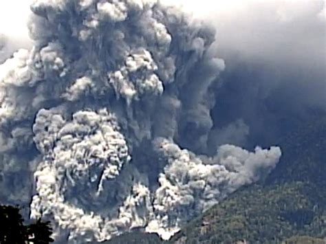 Mount Ontake Volcanic Eruption In Japan Kills At Least 31 People