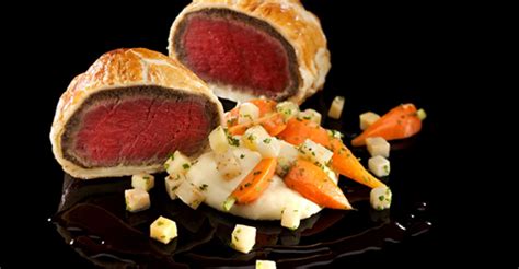 How To Make Gordon Ramsays Beef Wellington Restaurant Hospitality
