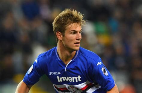 Latest on fulham defender joachim andersen including news, stats, videos, highlights and more on espn. Arsenal: Joachim Andersen must have a bad back or something
