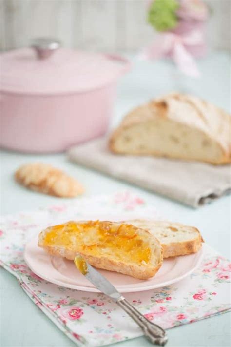 Orange, oval sehr gut eingebrannt, innen spiegelglatt maße. „Lieblingsbrot aus de Le Creuset Cocotte!" - HANDMADE Kultur