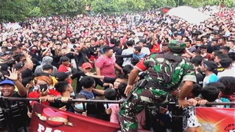 86 gedruk terbaru gratis dan mudah dinikmati. Oppening Goyang Dua Jari _All Artis Dangdut MG 86 Gedruk MalahTawuran - YouTube