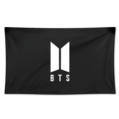 When you're having a good time but bts changes their name & logo. Bandeira BTS Logo - BTS (1,40m X 0,90) no Elo7 | PS Festas ...