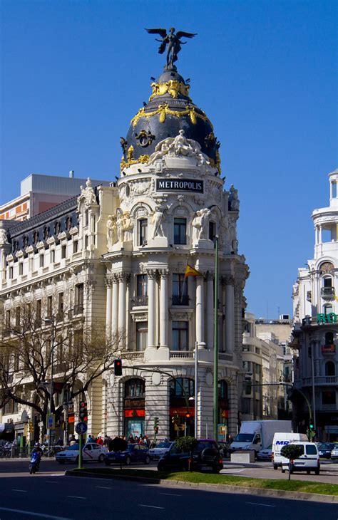 Edificio Metrópolis, Madrid | Edificio Metrópolis (The ...