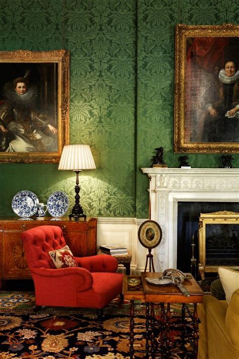 daring red  green interior decor ideas digsdigs