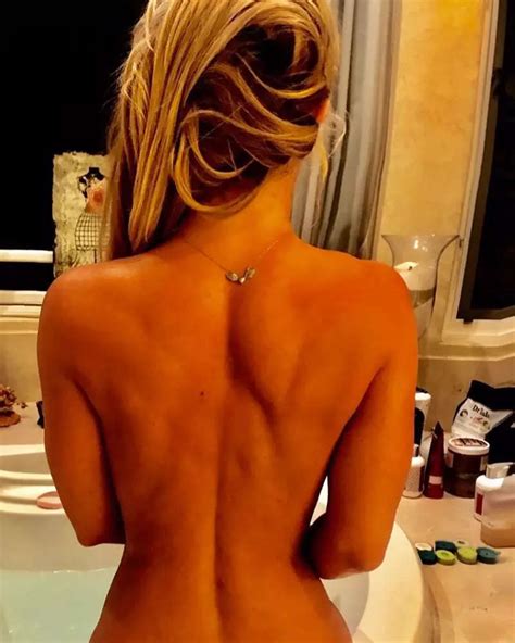 Britney Spears Takes The Internet By Storm With Her Bold Pictures