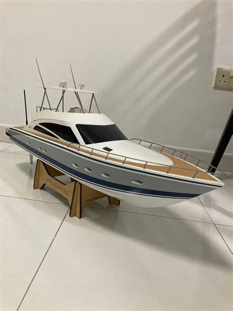 Thunder Tiger Atlantic Rc Boat Hobbies And Toys Toys And Games On Carousell
