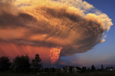 ¿quieres comprar en amazon de forma segura y vives en chile? The Calbuco volcano erupts in Chile