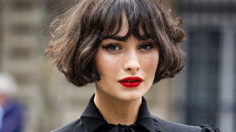 The French Bob Is Fall 2020s Most Asked About Haircut French Haircut