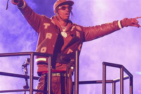 Travis Scott Brings Out Kanye At Astroworld Festival 2019 Hypebeast