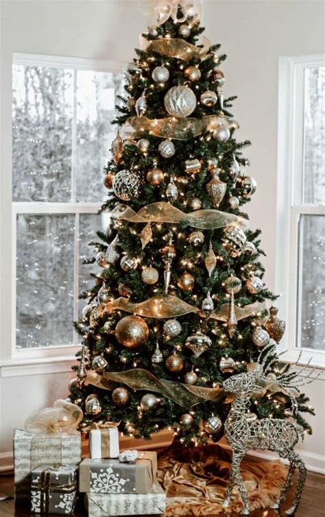 Best Tips For Decorating Your Christmas Tree Every Time Step By Step