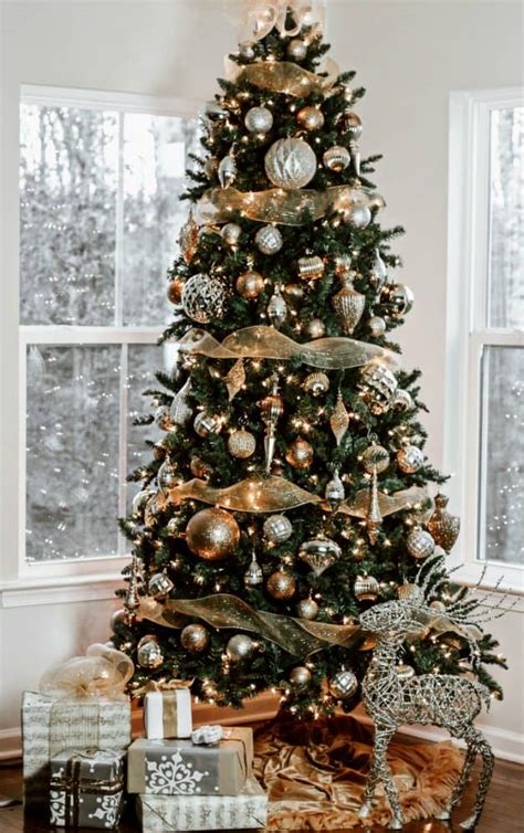 How To Decorate A Christmas Tree Step By Step Celebrations At Home