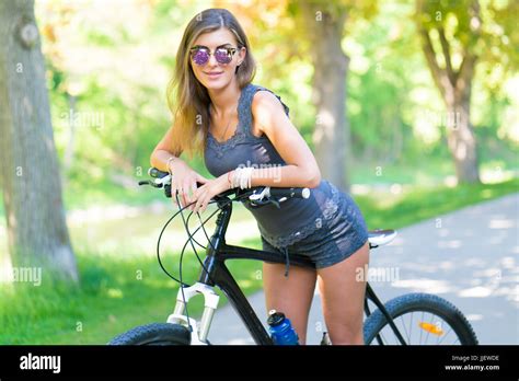 Bike Woman Spring Hi Res Stock Photography And Images Alamy