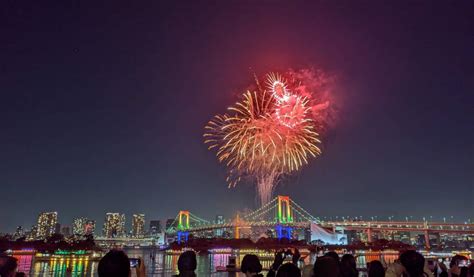 Odaiba Rainbow Fireworks Earlylate Dec 2024 Tokyo Cheapo