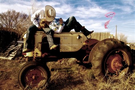 Couple Love Tractor Pose Country Country Photography Tractor