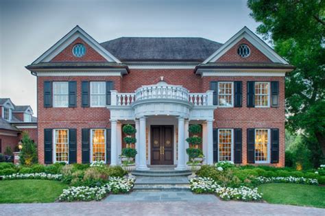 18 Glamorous Traditional Home Exterior Designs You Wont Be Able To