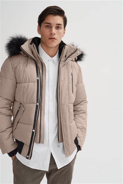 Vegan clothing brand save the duck was first founded back in 1914, by founder foresto bargi who started his career in the tailoring industry. 5 Wonderful But Cheap Vegan Clothing Brands For 2020