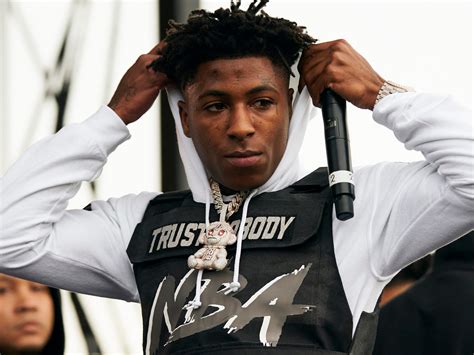 Rapper Nba Youngboy 21 Expecting His 8th Child With