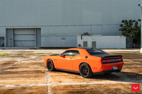 Dodge Challenger Hellcat Comes From The Sunshine State To Show You Its