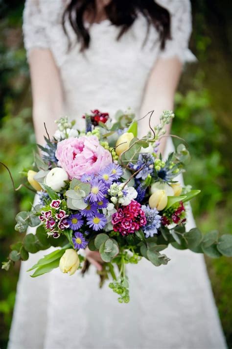 22 Incredible Autumn Wedding Bouquets Youll Love
