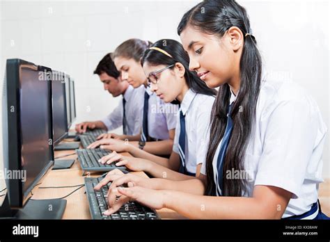 High School Students Computer Lab Hi Res Stock Photography And Images