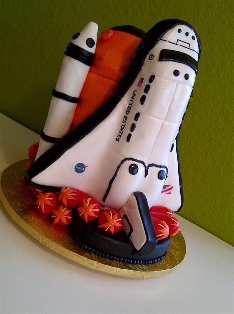 3d scanning space shuttle discovery. Alys Cakes and Bakery: Space Shuttle Cake | Rocket cake ...