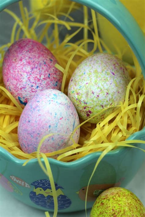 Fun And Easy Ways To Decorate Easter Eggs Whens My Vacation