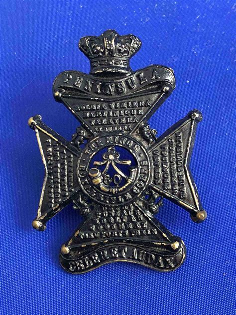 Help With Cap Badges Great Britain Militaria Badges Uniforms