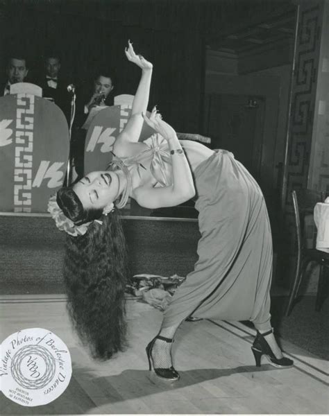Love This Vintage Burlesque Vintage Pinup Play That Funky Music