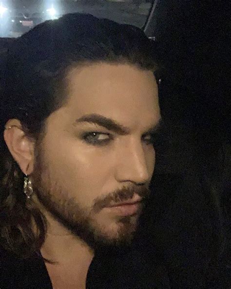 Adam Lamberts Latest Look His Rockstar Hair Wow Adam Lambert 24