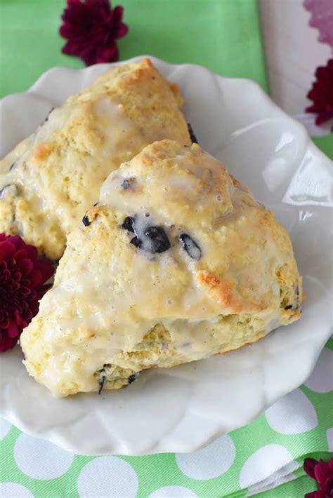 Beat the butter and caster sugar together until pale and fluffy. Vanilla Blueberry Scones Recipe - Best Crafts and Recipes