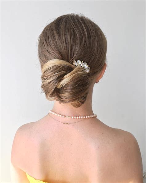 87 Fabulous Wedding Hairstyles For Every Wedding Dress Neckline Hair