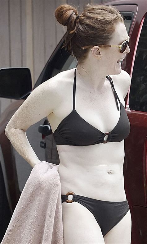 Beautiful Julianne Moore Julianne Moore Celebrity Bikini Celebs