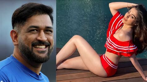 Ms Dhoni Ex Girlfriend Raai Laxmi Beautiful Photos Social Media Sakshi Dhoni Team India धोनी पर