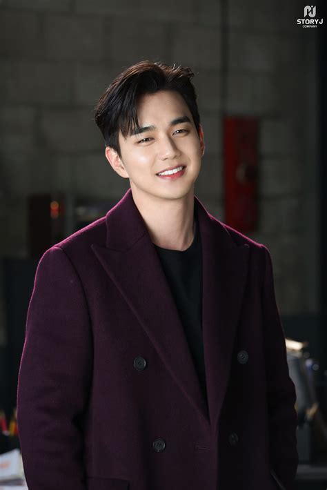 Between 1880 and 2019 there were 1,608,108 births of anna in the countries below, which represents an average of 11,569 births of children bearing the first name anna per year on average throughout this period. 4 Korean Actors Who Share The First Name "SeungHo ...