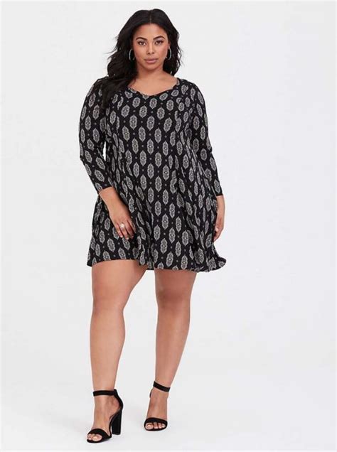 10 Plus Size Tunic Dresses To Wear With Leggings My Curves And Curls