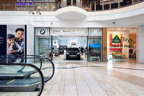 Stephen James Bmw Opens German Brands First Uk Store At Bluewater