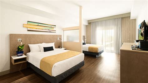 Lee opiniones sobre alo hotel. Accessible Rooms & Suites | Ayres Hotel Chula Vista
