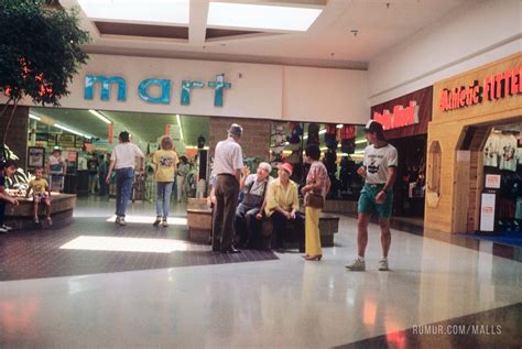 These Pictures Of American Malls In The 1980s Are Actually Incredible