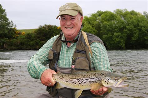 Queenstown New Zealand Hosted Fly Fishing Week November