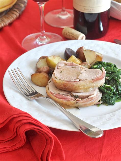 Enjoy juicy, succulent, fork tender pork loin with this easy method. Can I Cook Pork Roast Wrapped In Foil In Oven / Smoked ...