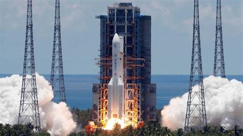 China testa foguete para chegar ao lado oculto da lua. China lançou hoje a sua mais ambiciosa missão a Marte ...