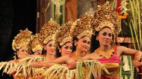 Tari Tradisional Bali Yang Eksotis Page Lifestyle Liputan