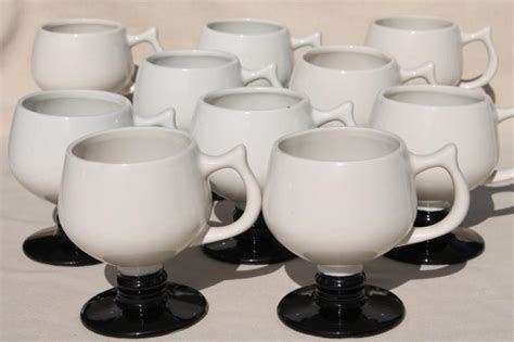 Set Of 10 Coffee Mugs Eva Zeisel Mid Century Modern Design Vintage Hall Pottery Footed Cups