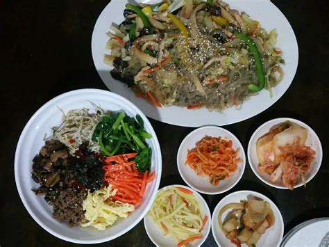 I had the bulgogi, which was average, but not as good. Korean Restaurant in Miri Marina Bay area - Miri Food Sharing