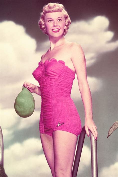 Doris Day Body Size Breast Waist Hips Bra Height And Weight