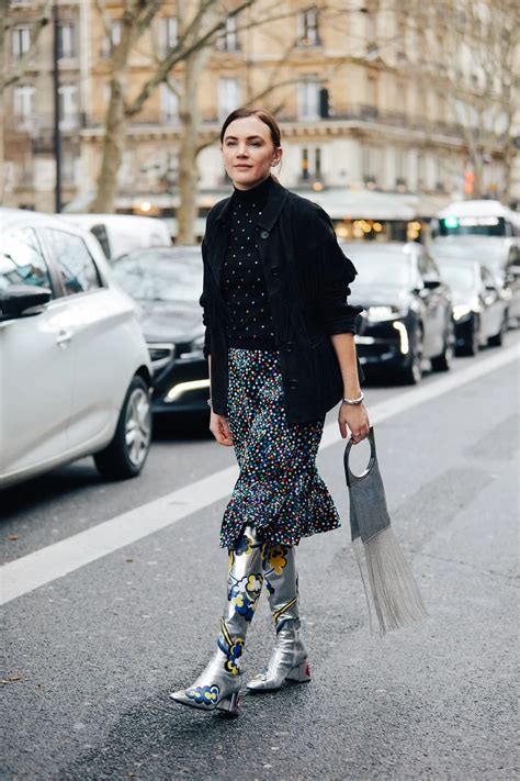 Street Style The Best On Trend Looks From Paris Fashion Week Fall