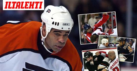 Top ten nhl hockey fights of donald brashear 10/31/2002 | andrei nazarov (phoenix) 3/5/2004 marty mcsorley and donald brashear were known as some of the league's greatest fighters during. Donald Brashear työskentelee Tim Hortons -kahvilassa - entinen NHL-tappelija sai syytteen ...