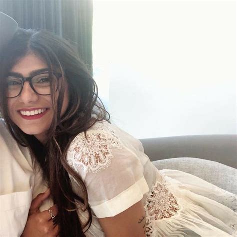 khalifa celebrity biographies cinema actress instagram bio popular videos bra sizes bell