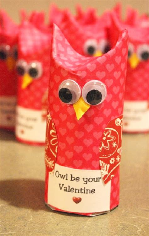 Create 20 adorable homemade valentines for kids to bring to their classmates! DIY School Valentine Cards for Classmates and Teachers ...