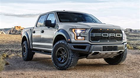 * next generation fox™ shocks with live valve technology are the largest ever shocks on raptor. 2017 Ford F-150 Raptor | Top Speed